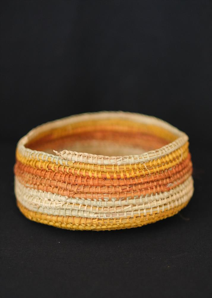 Gunga bathi (pandanus basket)