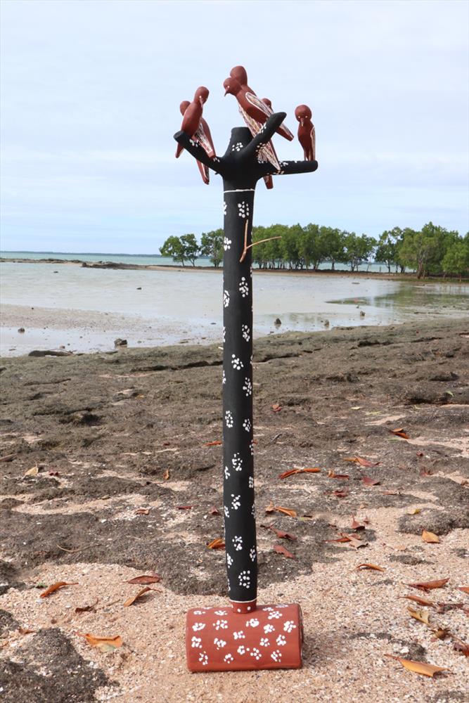 Guḏidi (Common Sandpiper) Sculpture